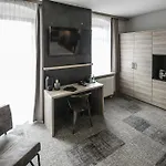 Alexxanders & Boardinghouse, Restaurant
