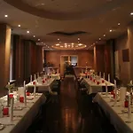 Alexxanders & Boardinghouse, Restaurant