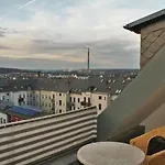 Alexxanders & Boardinghouse, Restaurant