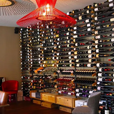 Alexxanders & Boardinghouse, Restaurant 3*