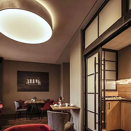 מלון Alexxanders & Boardinghouse, Restaurant 3*