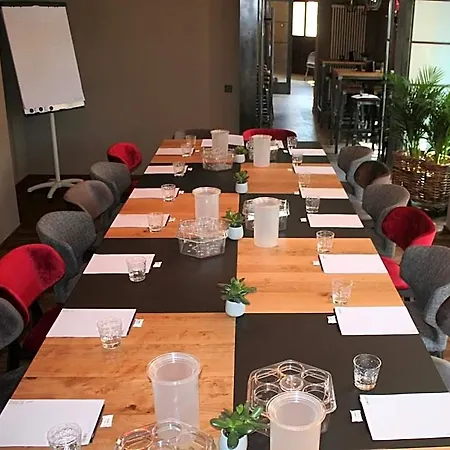 Alexxanders & Boardinghouse, Restaurant