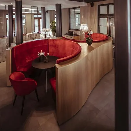 Отель Alexxanders & Boardinghouse, Restaurant