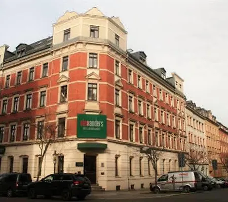 מלון Alexxanders & Boardinghouse, Restaurant קמניץ