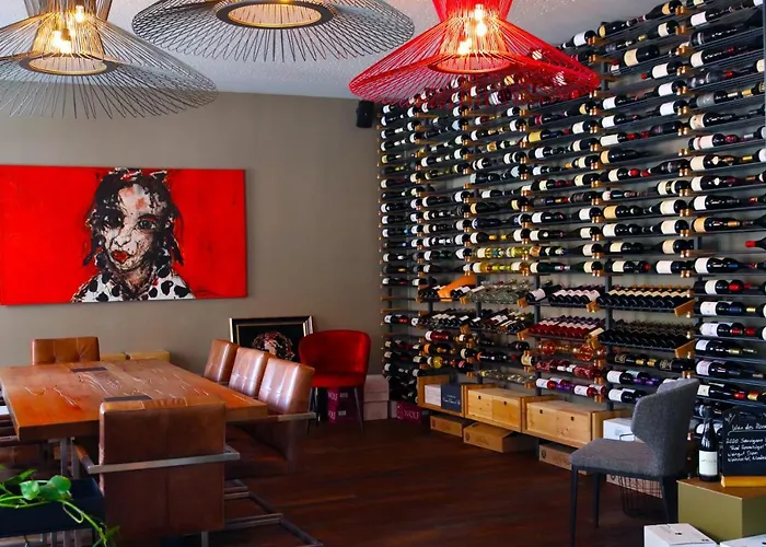 Alexxanders & Boardinghouse, Restaurant Hotel