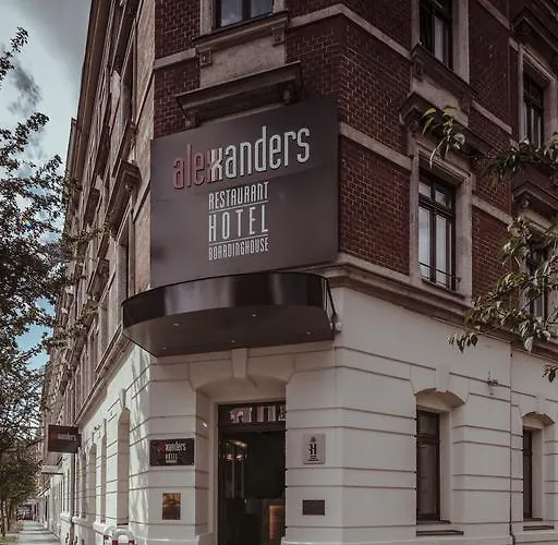 Alexxanders & Boardinghouse, Restaurant Hotel 3*