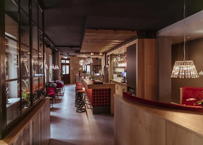 Alexxanders & Boardinghouse, Restaurant