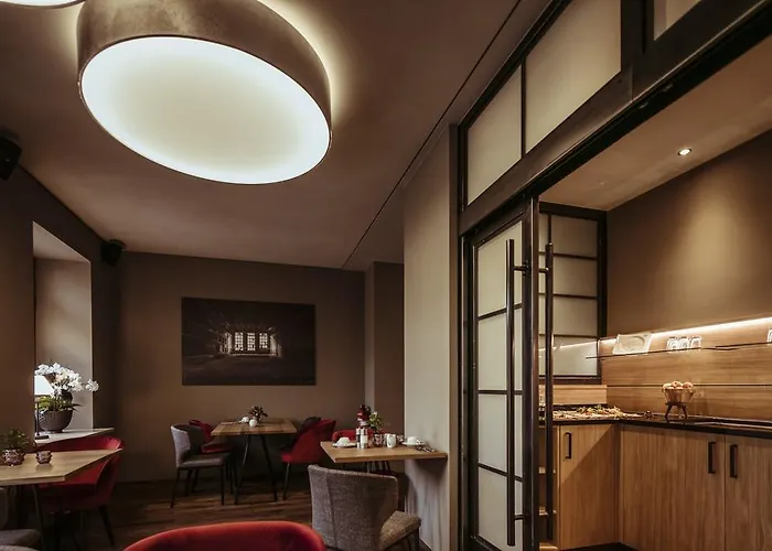 Alexxanders & Boardinghouse, Restaurant 3*