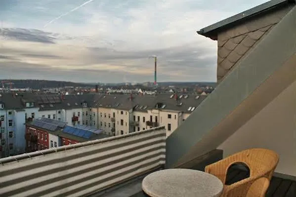 Alexxanders & Boardinghouse, Restaurant